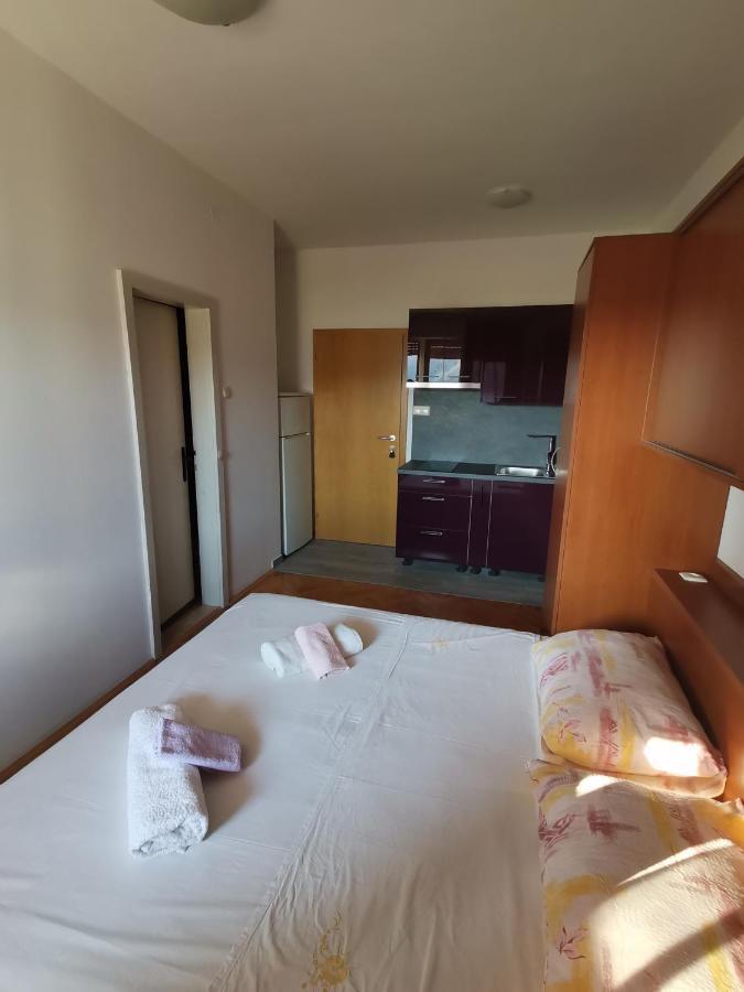 Apartmani Skaric Lopar Extérieur photo